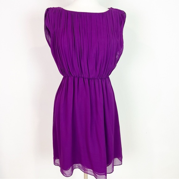 Alice + Olivia Dresses & Skirts - ALICE + OLIVIA SILK PURPLE SLEEVELESS FIT AND FLARE DRESS SZ SMALL